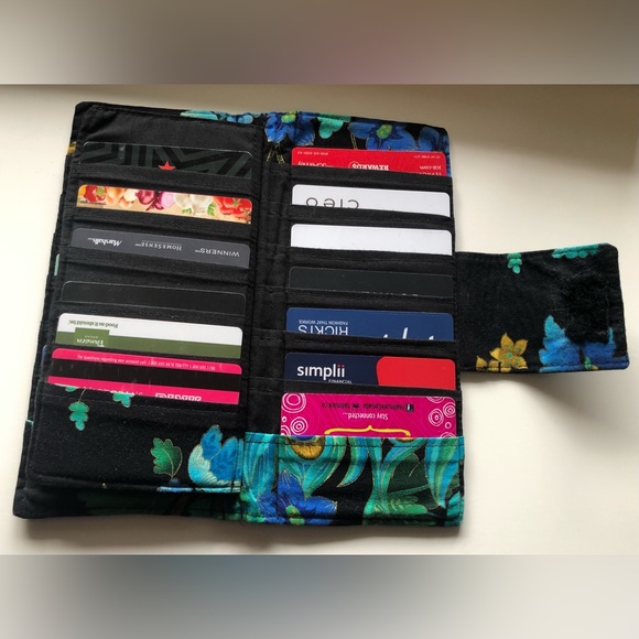 Women’s wallet / Credit card holder / Card organizer in peacock theme - Picture 10 of 16